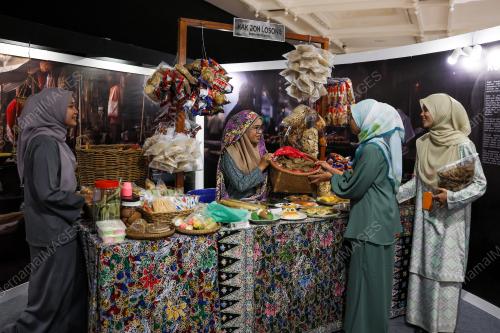 PAMERAN DAPO MOK KITE