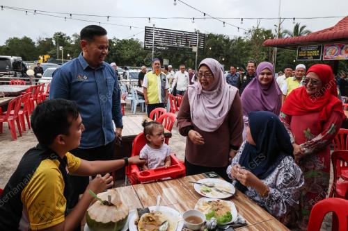 FAUZIAH SALLEH