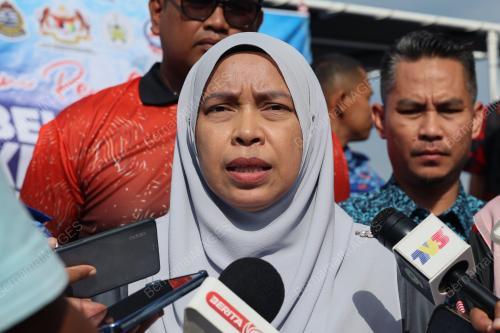 MAZURA NGAH ABD MANAN