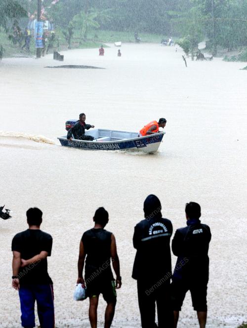 TR01_17122014_BANJIR