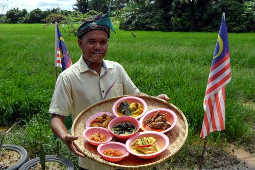 MAKANAN TRADISIONAL TERENGGANU