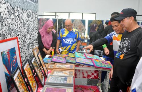 DR MOHD ZAHARI ISMAIL