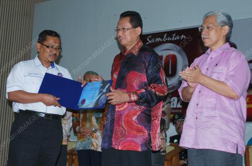 TR01_19022011_ANUGERAH