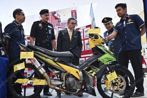 DATUK TENGKU FAROK HUSIN TENGKU ABDUL JALIL