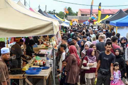 BAZAR RAMADAN HARI KEDUA