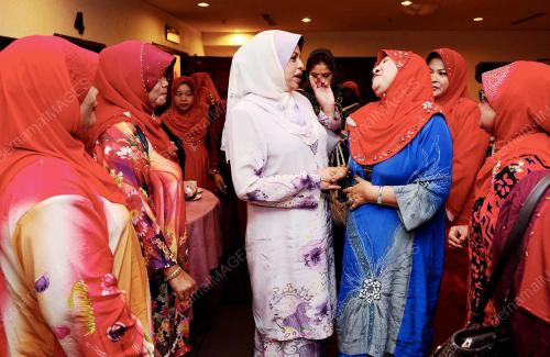 TR01_20122012_ASPIRASI_WANITA