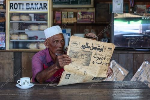 AKHBAR TULISAN JAWI