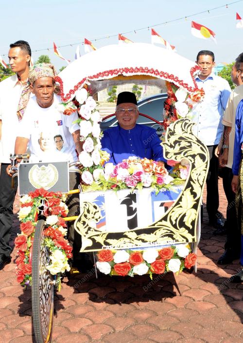 TR01_22082015_PM_UMNO