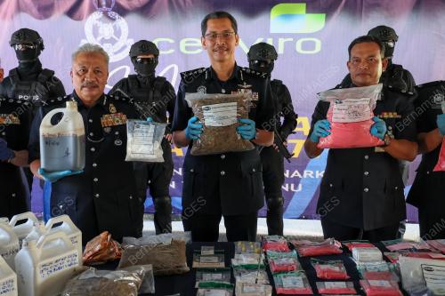 DATUK MOHD KHAIRI KHAIRUDIN