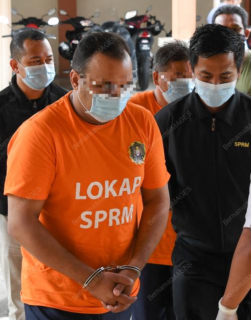 MAHKAMAH PELITUP MUKA