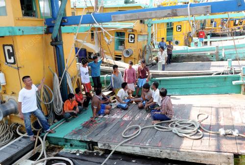 TR01_23092013_TAHAN_NELAYAN