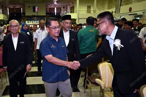 DATUK MUSTAPHA SAKMUD