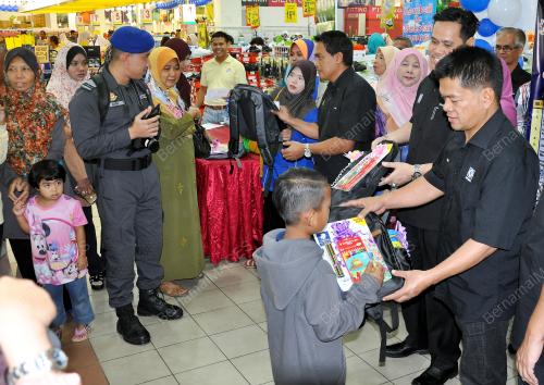 TR01_23122017_NAWI_MOHAMAD