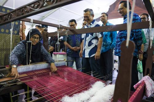 DATUK RAZALI IDRIS