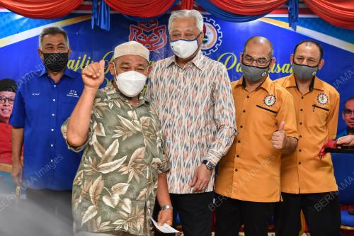DATUK SERI ISMAIL SABRI YAAKOB