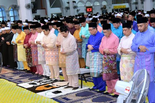 TR01_25062017_SULTAN_RAYA