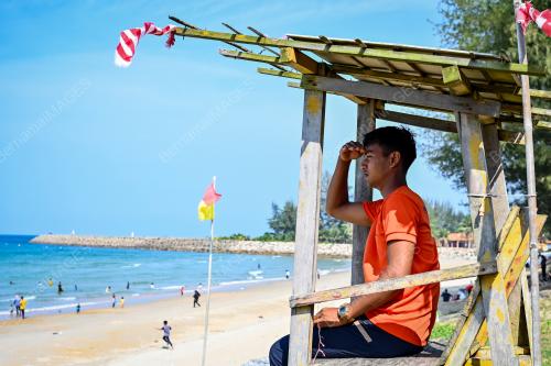 PENYELAMAT_PANTAI