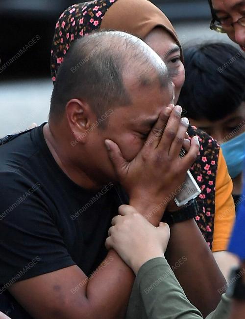 KANAK-KANAK MENINGGAL DUNIA SELEPAS TERJATUH