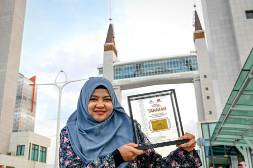 SULTANAH NUR ZAHIRAH