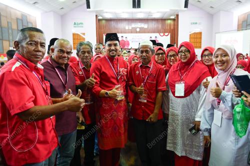 DATUK WIRA DR. ASYRAF WAJDI DUSUKI