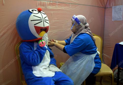 DORAEMON TERIMA VAKSIN COVID-19