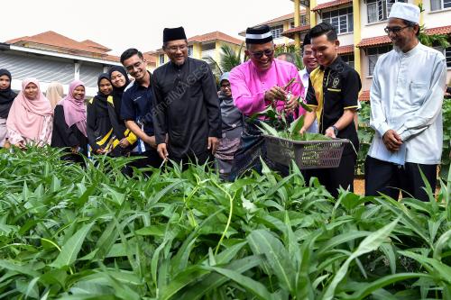 TR01_27062019_UNISZA_BN201808055000