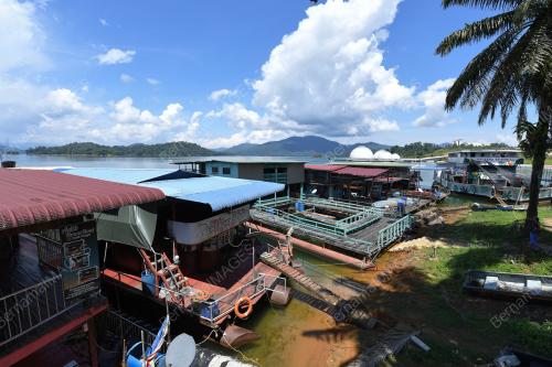 RUMAH BOT TASIK KENYIR