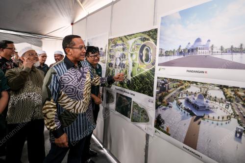 DATUK SERI DR AHMAD SAMSURI MOKHTAR