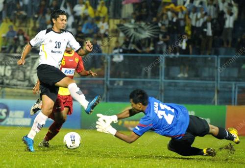 TR01_28012012_LIGA_SUPER
