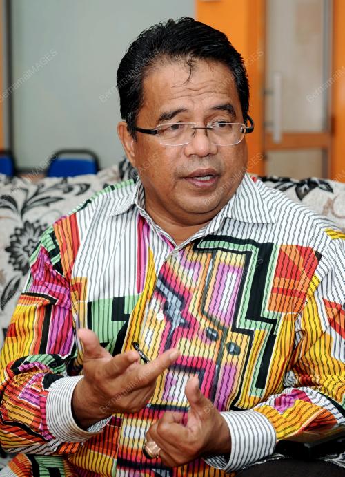 TR01_28022013_RAHMAN_BAKAR