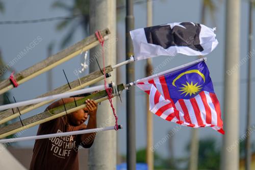 KIBARKAN JALUR GEMILANG