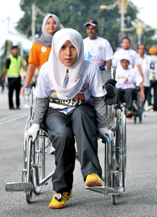 TR01_29092012_LARIAN