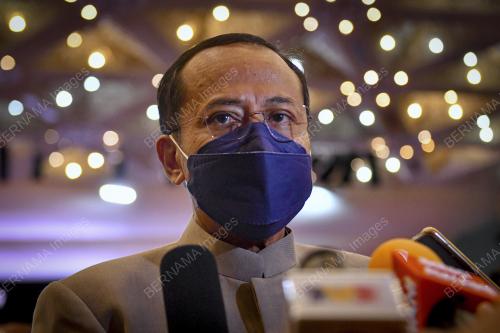 DATUK SERI DR AHMAD SAMSURI