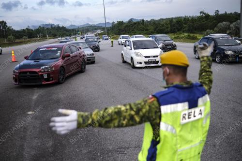 ALIRAN TRAFIK PLAZA TOL KUALA TERENGGANU