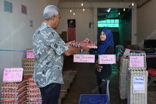 TELUR AYAM