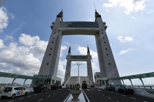 TR01_31052019_JAMBATAN_ANGKAT
