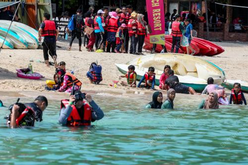 PERCUTIAN DI PULAU KAPAS