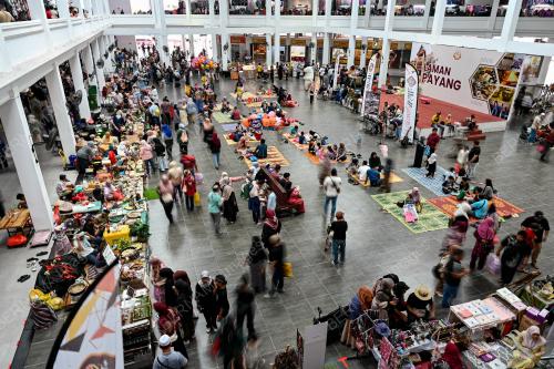 TINJAUAN PASAR BESAR KEDAI PAYANG