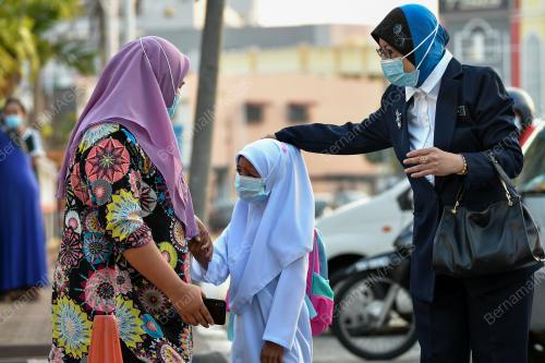 SESI PERSEKOLAHAN TAHUN SATU DAN DUA
