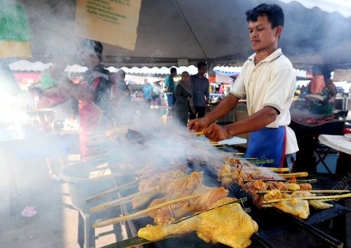TR02_01072014_BAZAAR_RAMADHAN