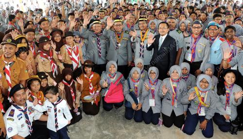 TR02_02062014_PENGAKAP