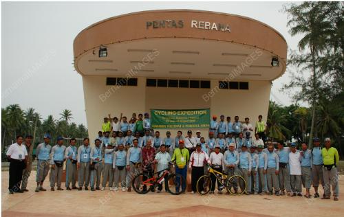 TR02_030808_PESERTA ASEAN
