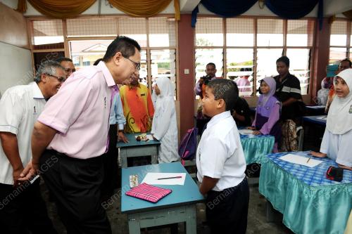 TR02_04012013_FUAD_SEKOLAH