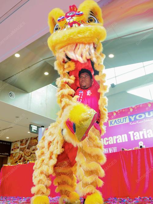 TR02_04022016_TARIAN_SINGA