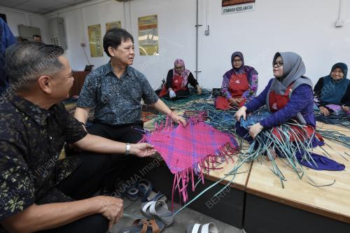 DATUK MOHAMADDIN KETAPI