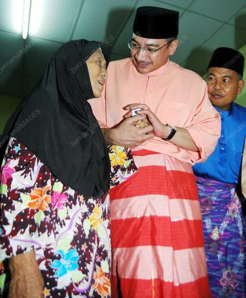HISHAMMUDDIN TUN HUSSEIN