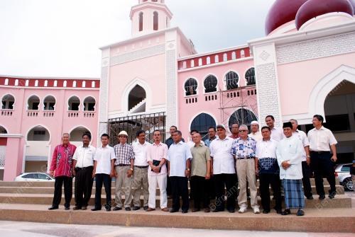 DATUK SERI AHMAD SAID