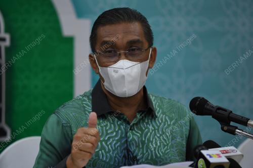DATUK SERI TAKIYUDDIN HASSAN