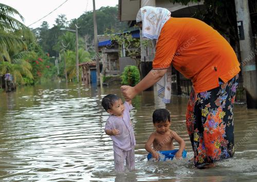TR02_05012017_BANJIR_DUNGUN