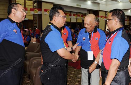 TR02_05112015_KONVENSYEN_UMNO